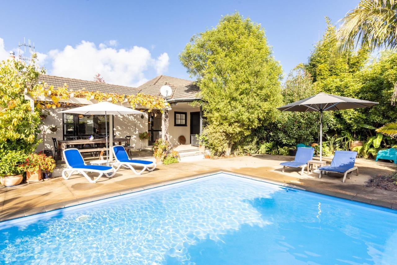 The Village Apartment, Just Steps To The Village Shops, Bars And Restaurants Havelock North Exterior foto