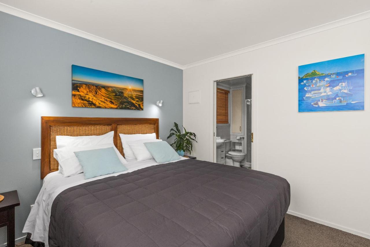 The Village Apartment, Just Steps To The Village Shops, Bars And Restaurants Havelock North Exterior foto